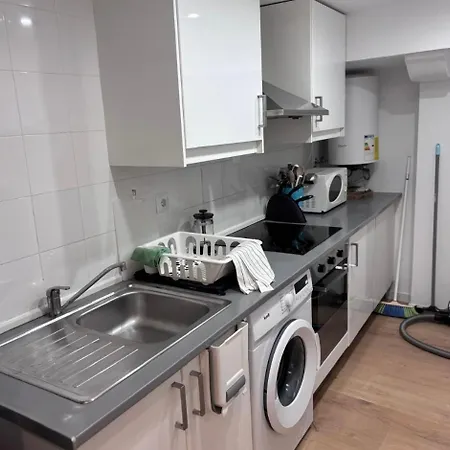 One Bedroom In The Heart Of Alfama * ליסבון