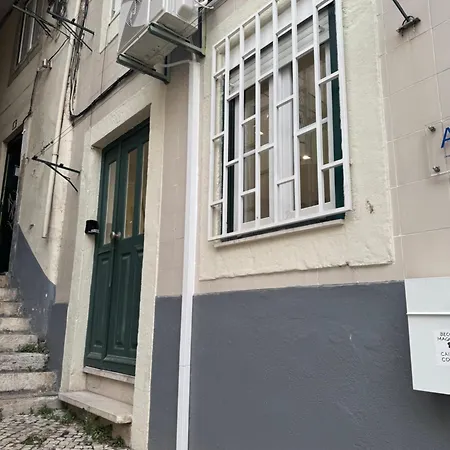One Bedroom In The Heart Of Alfama דירה *